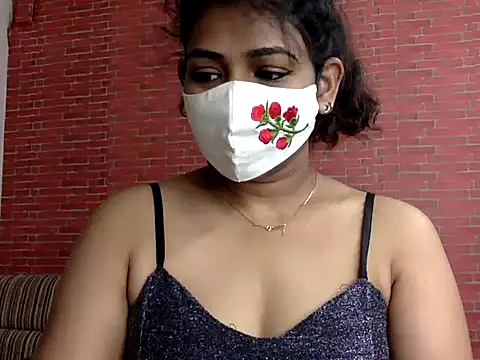 Nisha-moon online show from July 25, 2026, 7:16 am