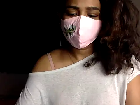Nisha-moon online show from June 30, 2026, 8:03 am