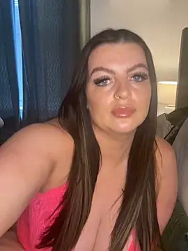 Maddison Leighxo online show from June 16, 2026, 7:14 pm
