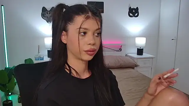 Student Zebra20 online show from June 19, 2026, 3:34 am