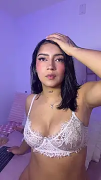 Nicolegh  online show from June 7, 2026, 2:17 am