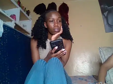 pretty leen online show from June 10, 2026, 4:19 pm