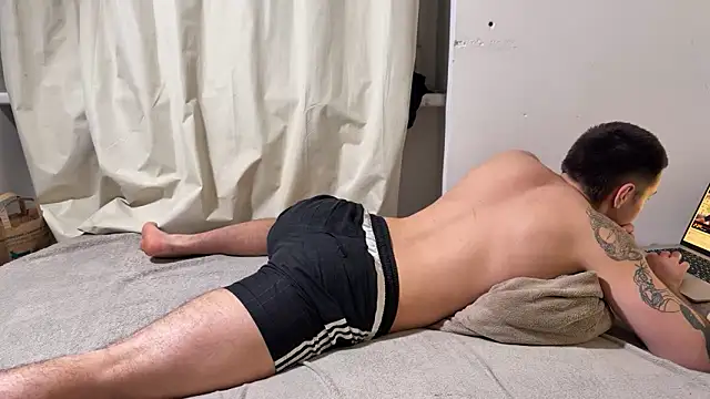 69sexyyboyy online show from June 4, 2026, 8:46 pm