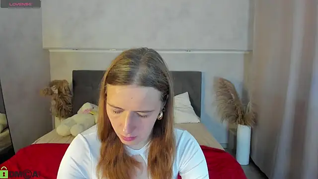 Kathrine-Meyer online show from July 18, 2026, 12:52 am