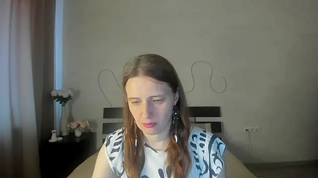 Kathrine-Meyer online show from June 16, 2026, 1:05 am