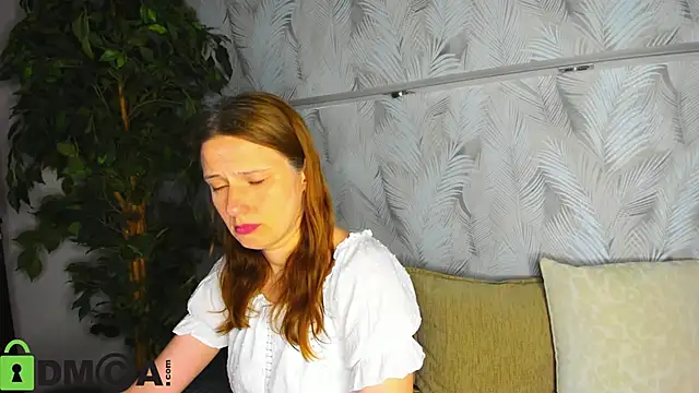 Kathrine-Meyer online show from June 10, 2026, 1:07 am