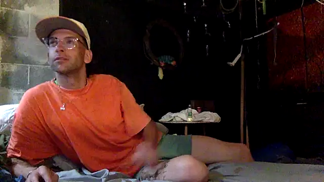 thierrybae online show from July 15, 2026, 8:32 am