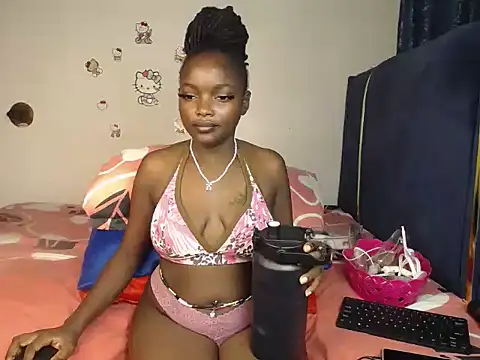 EMMAISBELLA online show from July 30, 2026, 2:49 pm