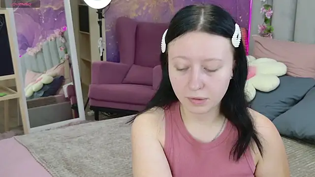 RuthHalll online show from July 30, 2026, 5:06 am