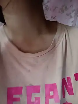 Linna-bae online show from June 4, 2026, 12:37 am