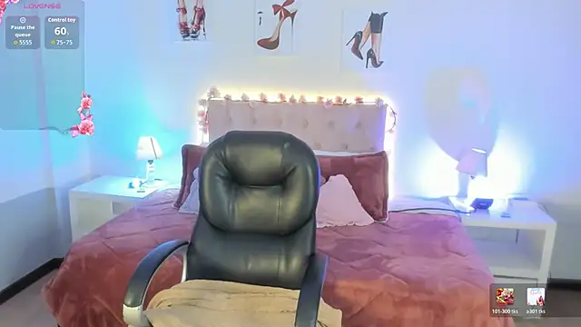 kat cute   online show from June 20, 2026, 3:22 am