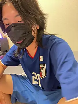 Snapshot of Natsu_x_ chatting on June 15, 2026, 12:05 pm Natsu x online show from June 15, 2026, 12:05 pm