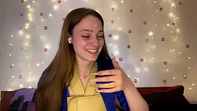 itskylieee online show from June 16, 2026, 10:04 am