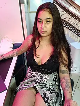 rainhajess online show from July 28, 2026, 8:01 pm
