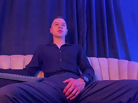 Tayler millers  online show from June 17, 2026, 3:28 am