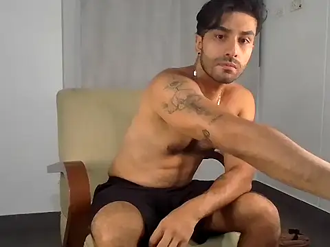 SantiagoMelendez online show from July 2, 2026, 3:45 am