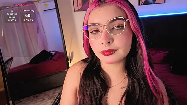 Maia Mancini5 online show from July 23, 2026, 8:16 pm