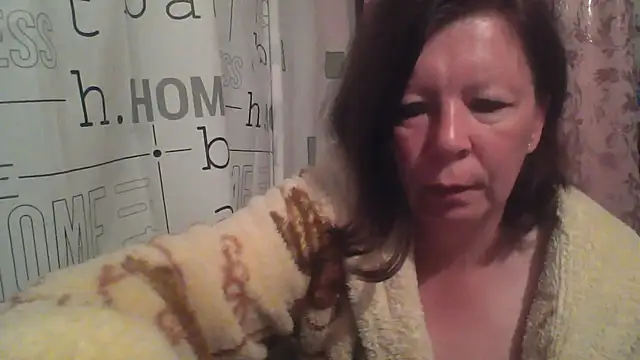 Schastlivaya43 online show from June 18, 2026, 4:00 am