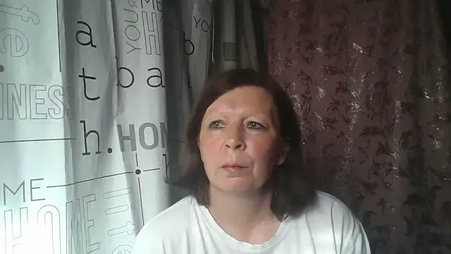 Schastlivaya43 online show from June 17, 2026, 2:38 pm