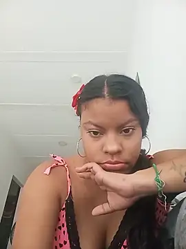Rose F0x online show from June 16, 2026, 6:41 pm