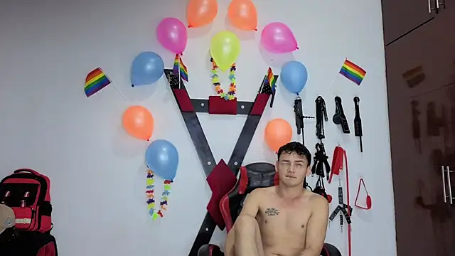 Nicolas AthleticBoy online show from July 18, 2026, 8:39 pm