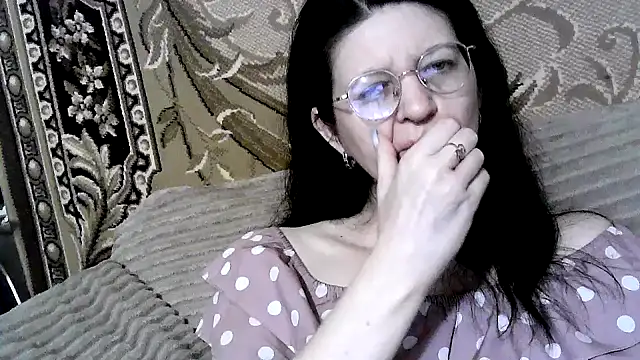 Dear Annet online show from July 13, 2026, 10:20 pm