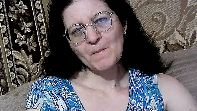Dear Annet online show from June 15, 2026, 10:20 pm