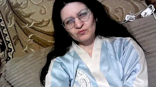 Dear Annet online show from June 21, 2026, 6:46 pm