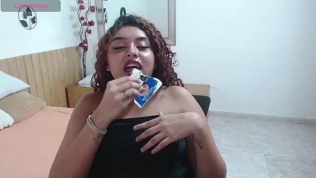Snapshot of Alis_Montiel chatting on June 11, 2026, 5:04 am Alis Montiel online show from June 11, 2026, 5:04 am