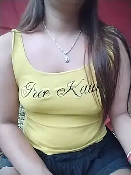 candyyy19 online show from July 15, 2026, 11:12 pm