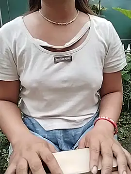 candyyy19 online show from July 17, 2026, 11:02 pm