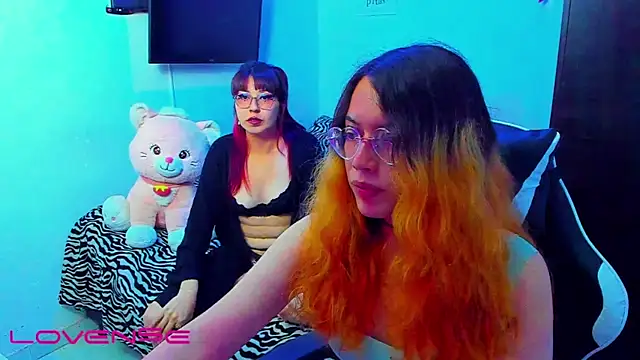 Snapshot of raven_kitty chatting on June 10, 2026, 4:03 am raven kitty online show from June 10, 2026, 4:03 am