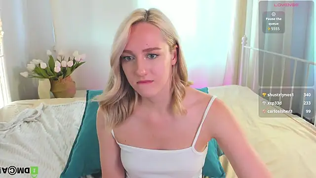 Snapshot of Chloe-Deccer chatting on July 7, 2026, 6:47 am Chloe-Deccer online show from July 7, 2026, 6:47 am
