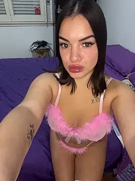 natinat1 online show from June 5, 2026, 10:48 pm