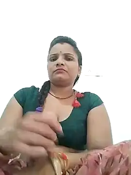Snapshot of Cut_rani64 chatting on August 4, 2026, 8:41 am Cut rani64 online show from August 4, 2026, 8:41 am