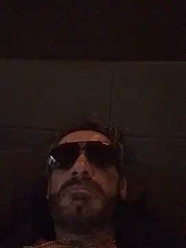 mrgreycivoriano online show from June 6, 2026, 5:56 am