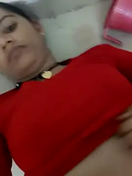 Hotnewbhabi riya online show from July 4, 2026, 4:44 pm