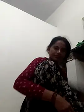 Hotnewbhabi riya online show from July 2, 2026, 4:07 am