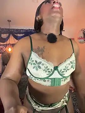 Fersecrettt  online show from June 18, 2026, 11:54 pm