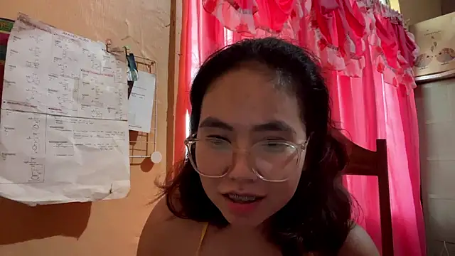justhatsuse online show from June 7, 2026, 4:50 am