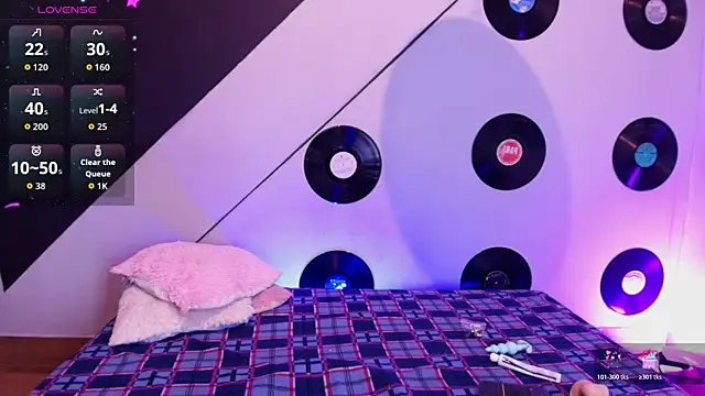Allissa Noir online show from July 5, 2026, 2:49 am