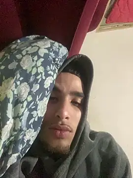 Kelvindopinto online show from June 15, 2026, 6:02 am