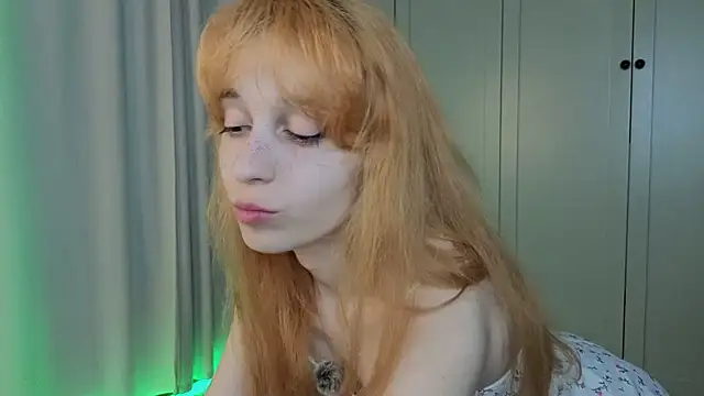 tgirlfoxy online show from July 25, 2026, 6:10 am