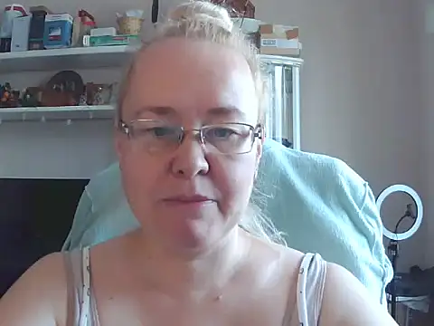 Viola27 online show from July 28, 2026, 7:05 am