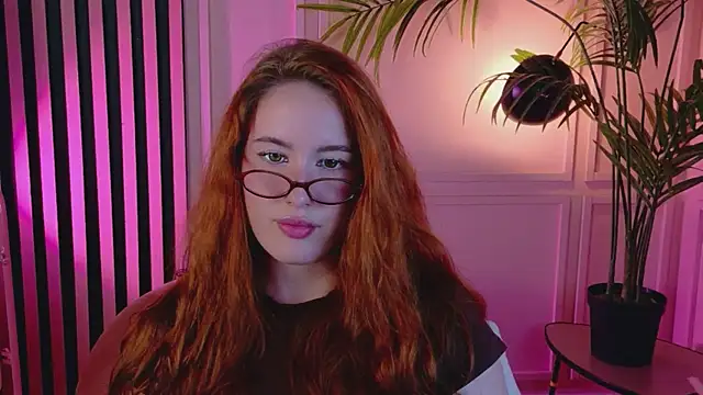 ChloeAster online show from June 28, 2026, 10:05 pm