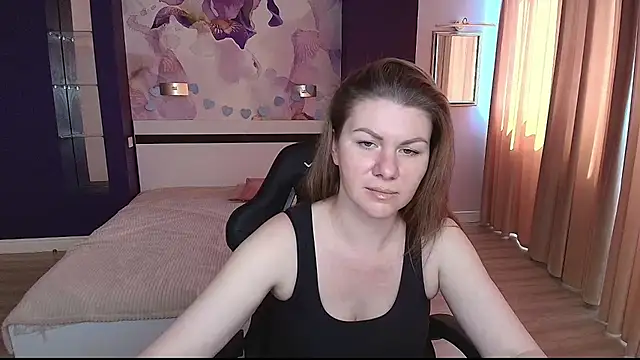 LunaKissesx online show from June 18, 2026, 11:26 am