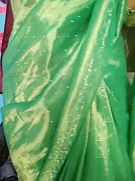 Queen Rosyy online show from July 25, 2026, 4:09 am