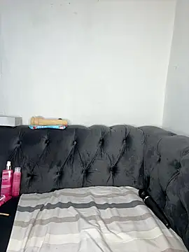 Teddy04xxx online show from July 25, 2026, 6:47 pm