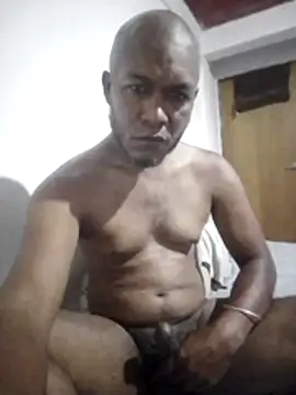 Elnegrale online show from July 22, 2026, 1:35 pm