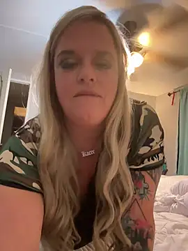 Snapshot of karmenrose88 chatting on June 11, 2026, 6:21 am karmenrose88 online show from June 11, 2026, 6:21 am